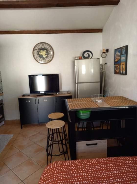 Studio Climatise Dans Villa Calme A 15Km De Cannes Peymeinade Eksteriør billede